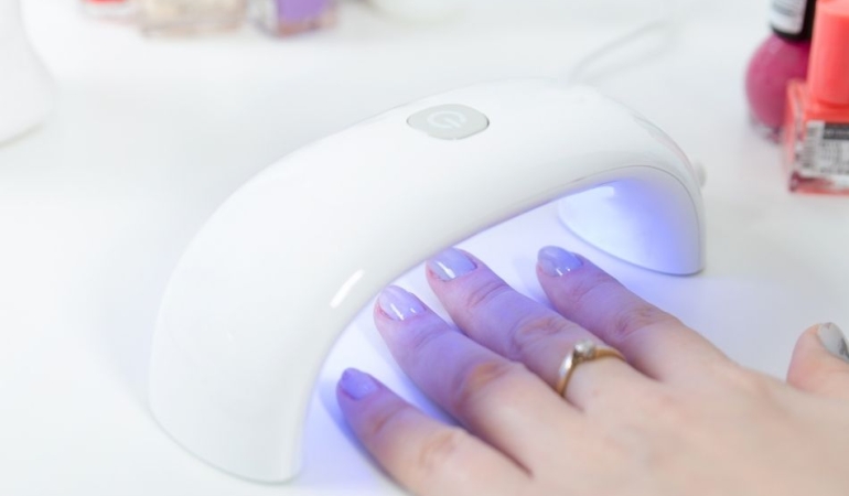 Uv tırnak kurutucu (2)