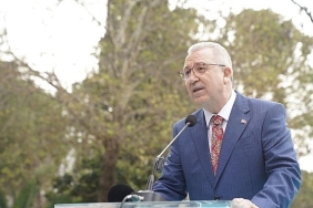 ege-teknoparkin-yeni-binalarinin-temeli-duzenlenen-torenle-atildi.jpg