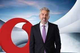 vodafone-vakfinin-global-hackathonunu-kazananlara-bukreste-odulleri-verildi.jpg