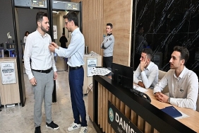 baskan-zeyrekten-saglik-calisanlarina-destek-aciklamasi-yapip-cagrida-bulundu.jpg