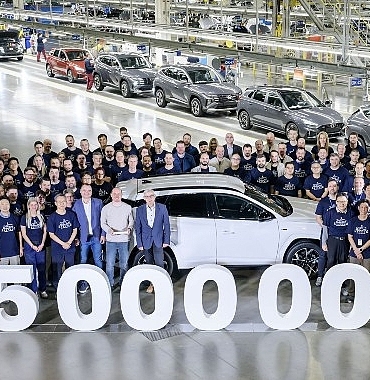 hyundai-cek-fabrikasinda-5-milyonuncu-arac-uretildi.jpg