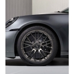 pirelli-p-zero-r-motor-sporlari-dnasini-porsche-911-turbo-se-tasiyor.jpg