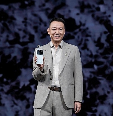 honor-sinematik-cekim-ve-yapay-zekaya-beden-kazandirdi-robot-phone.jpg